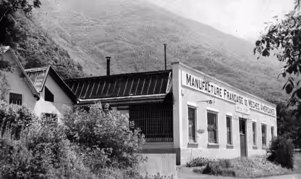 100 años de experiencia francesa - Edificio histórico Tivoly 1920